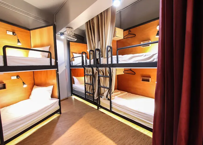 Thonglor Travellers And Cafe Hostel Bangkok